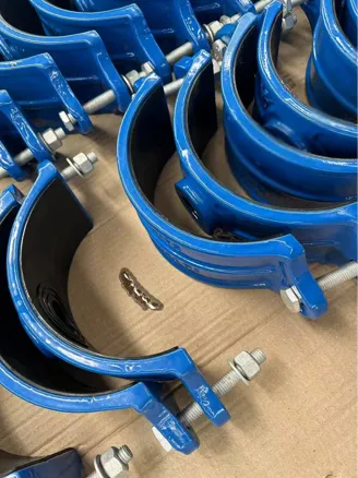 Pengapit Pelana Besi Mulur PVC